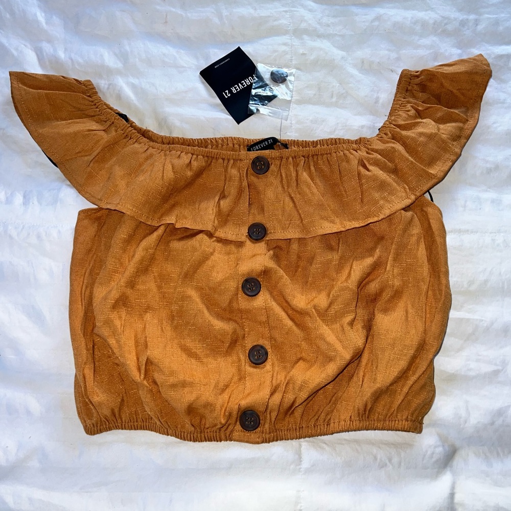NWT! Trendy Off the Shoulder Top